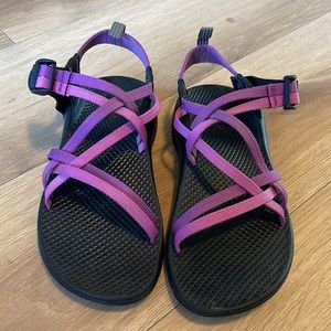 Kids size 4 Chaco